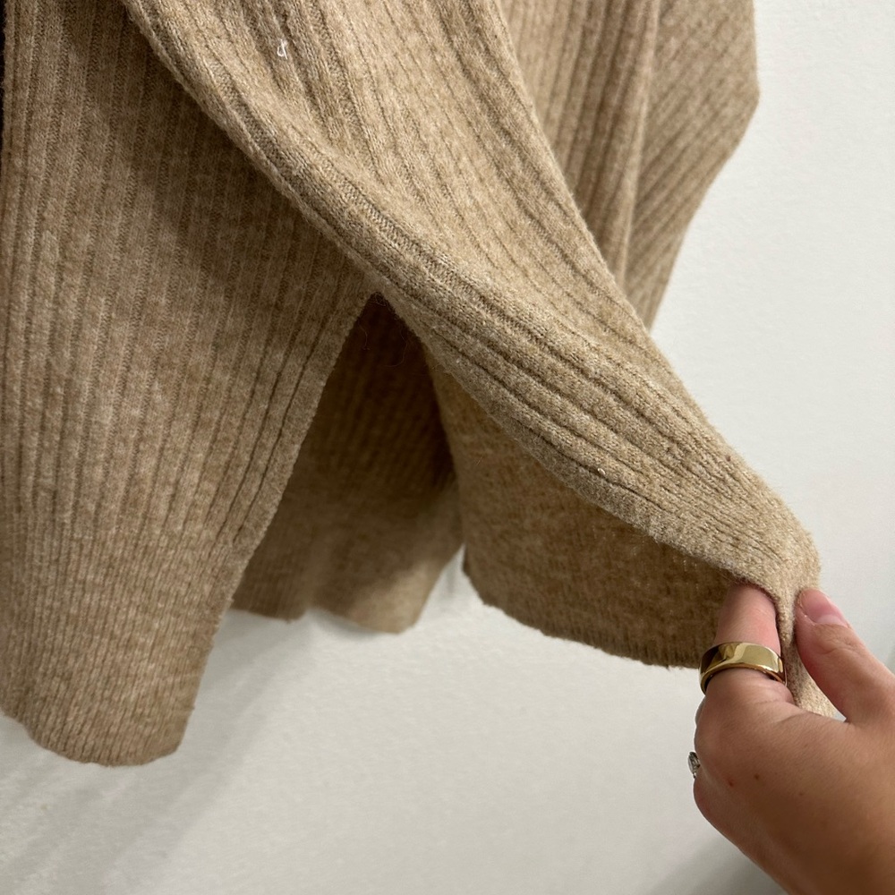 H&M Tan Women's Sweater set small - Picture 6 of 9